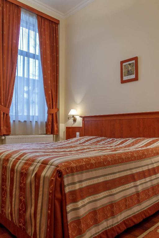 Pannon Hotel Bejelentkezes 20 Oraig, Check-In Until 20 O'Clock, Einchecken Bis 20 Uhr Mohács Extérieur photo