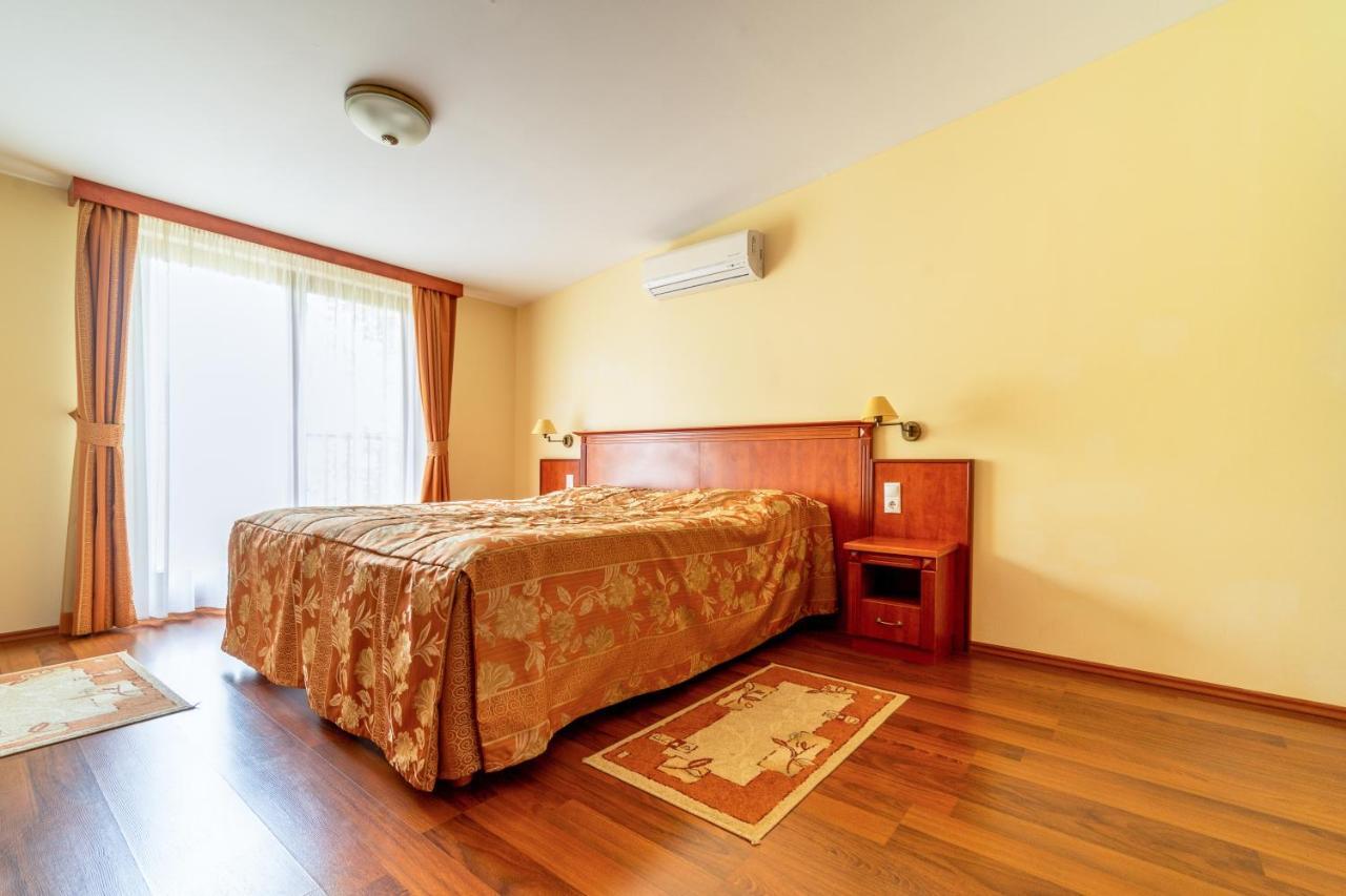 Pannon Hotel Bejelentkezes 20 Oraig, Check-In Until 20 O'Clock, Einchecken Bis 20 Uhr Mohács Extérieur photo